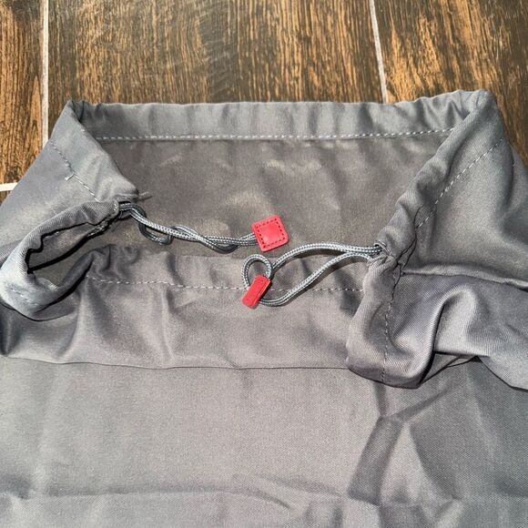 Tumi large dust grey dust bag - Picture 3 of 5